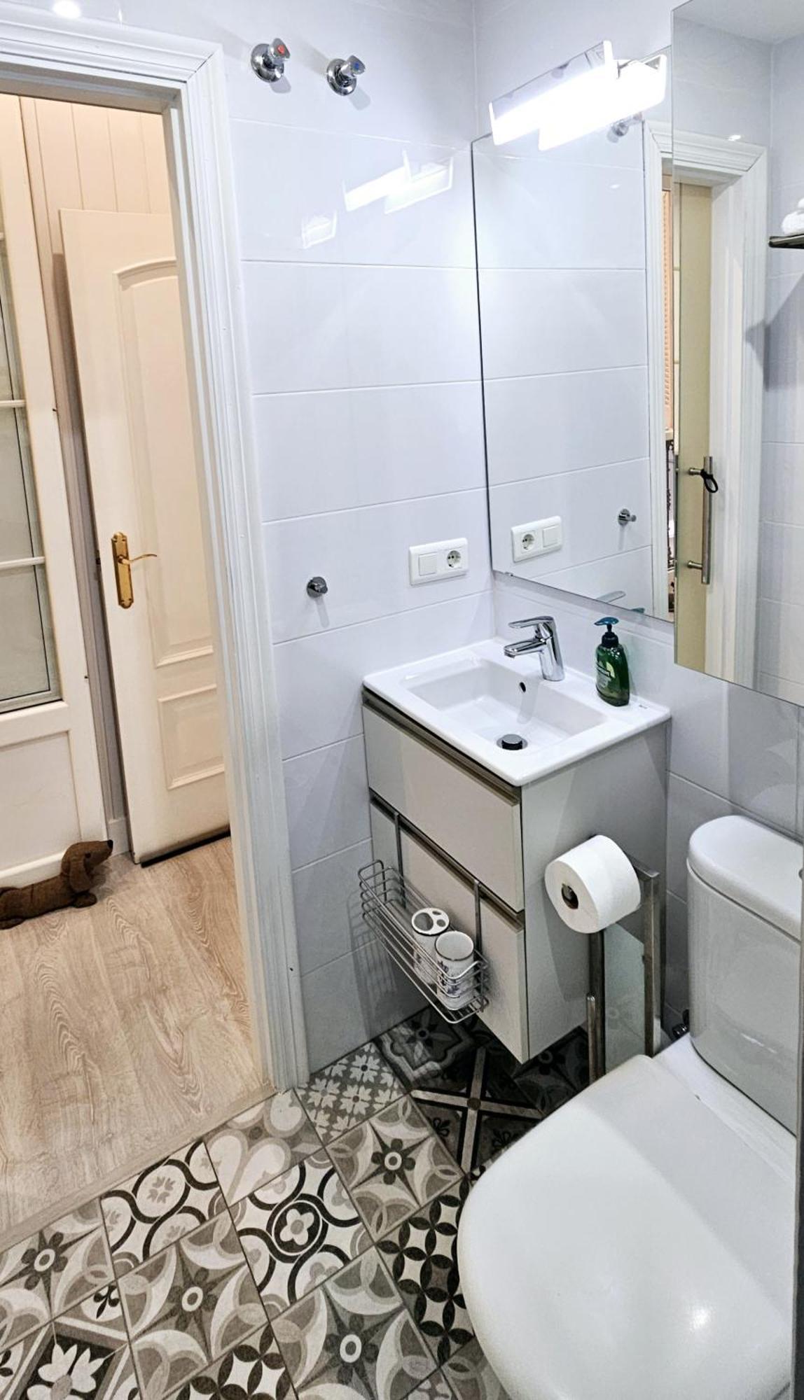 & Away In The Heart Of Historical Town Of Apartament
